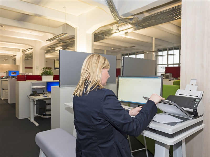 Eine Rechnung für die digitale Ablage einscannen