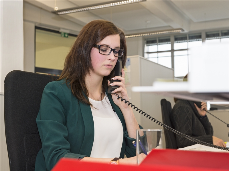 Mit einem Kunden einen Besprechungstermin vereinbaren