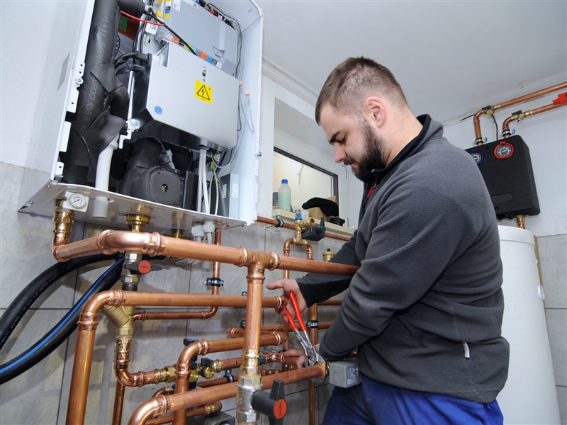 Anlagenmechaniker/in - Sanitär-, Heizungs- und Klimatechnik