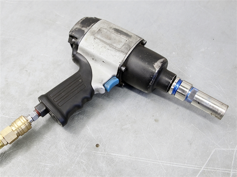 Schlagschrauber für die Radmontage