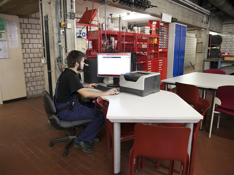 Am PC-Arbeitsplatz Software zur Fehlerdiagnose einlesen